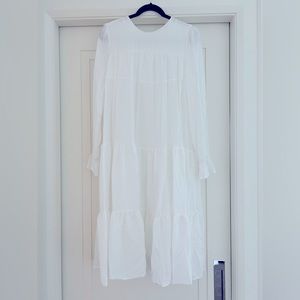 White long sleeve summer dress by Miss ord - Size Medium - NWT!